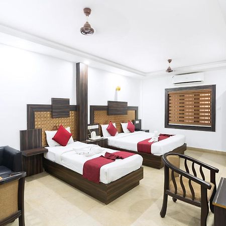 โรงแรมโกจิ คราวน์ Kochi ภายนอก รูปภาพ