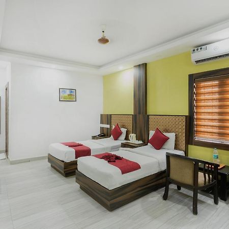 โรงแรมโกจิ คราวน์ Kochi ภายนอก รูปภาพ