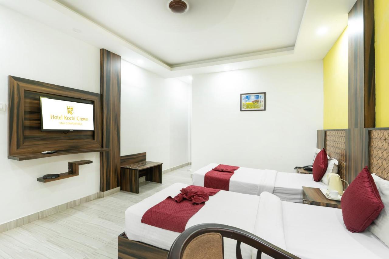 โรงแรมโกจิ คราวน์ Kochi ภายนอก รูปภาพ
