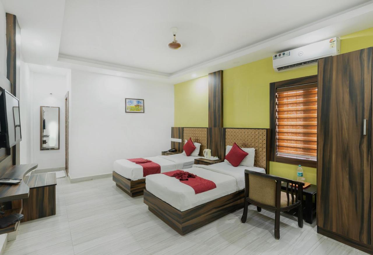โรงแรมโกจิ คราวน์ Kochi ภายนอก รูปภาพ