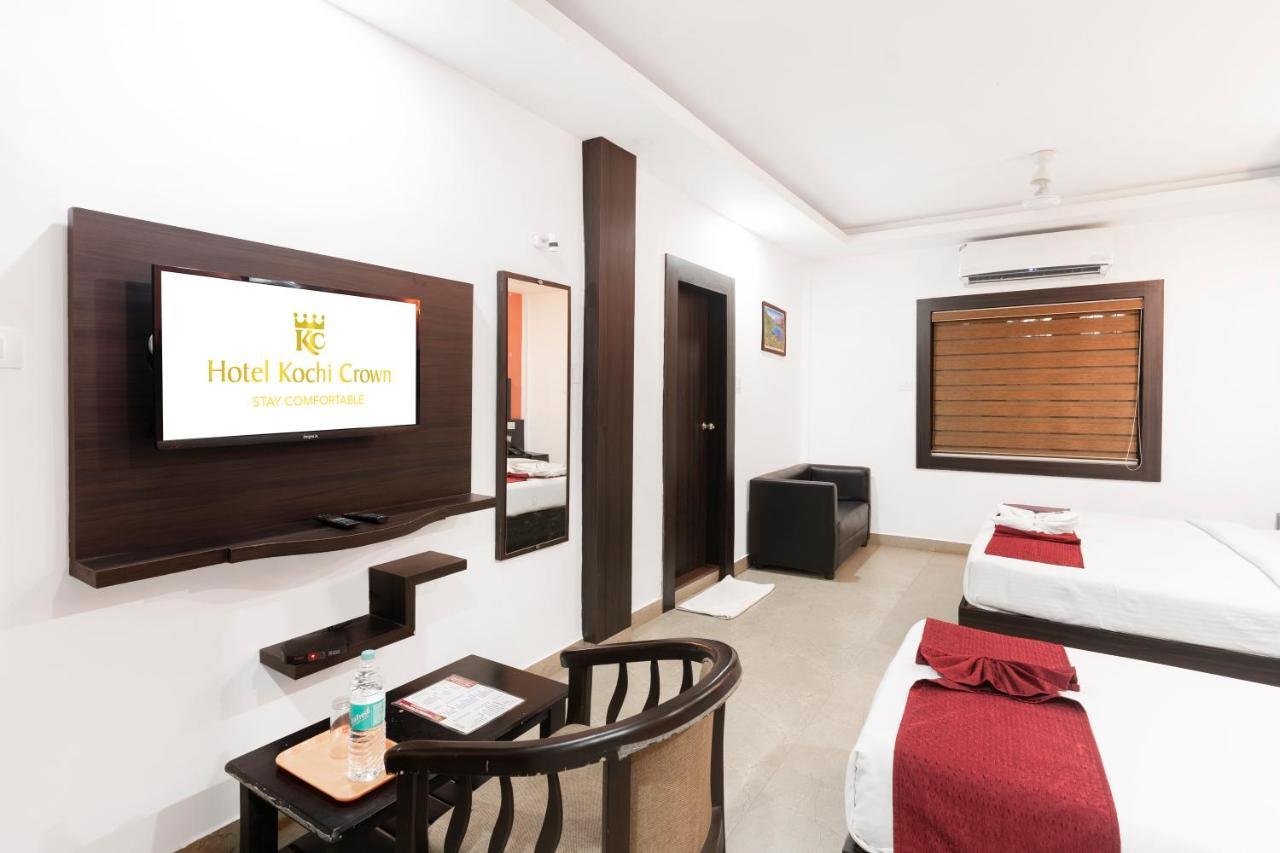 โรงแรมโกจิ คราวน์ Kochi ภายนอก รูปภาพ