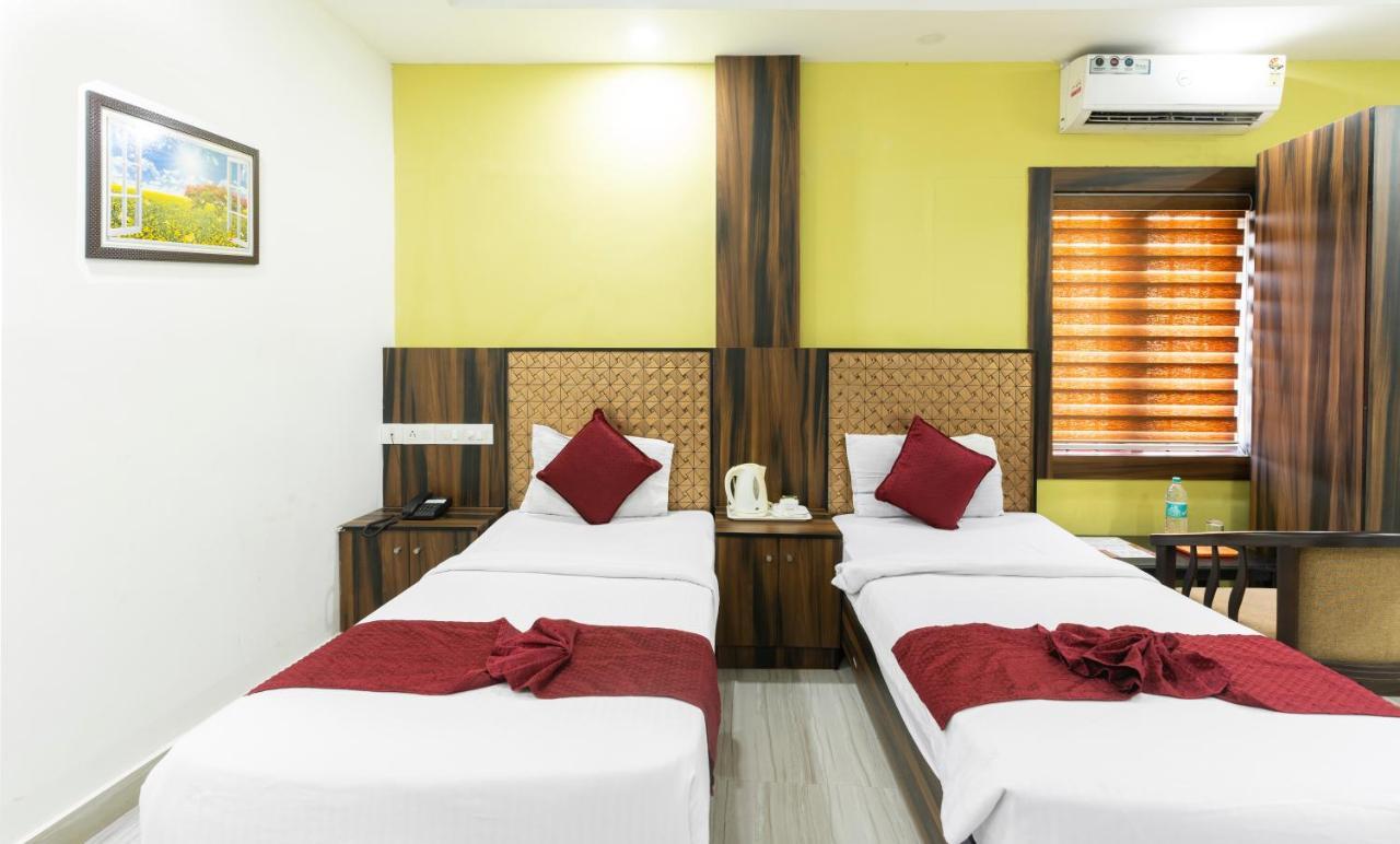 โรงแรมโกจิ คราวน์ Kochi ภายนอก รูปภาพ