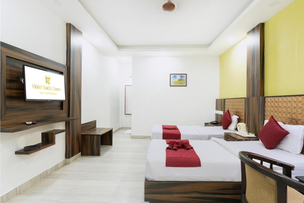 โรงแรมโกจิ คราวน์ Kochi ภายนอก รูปภาพ