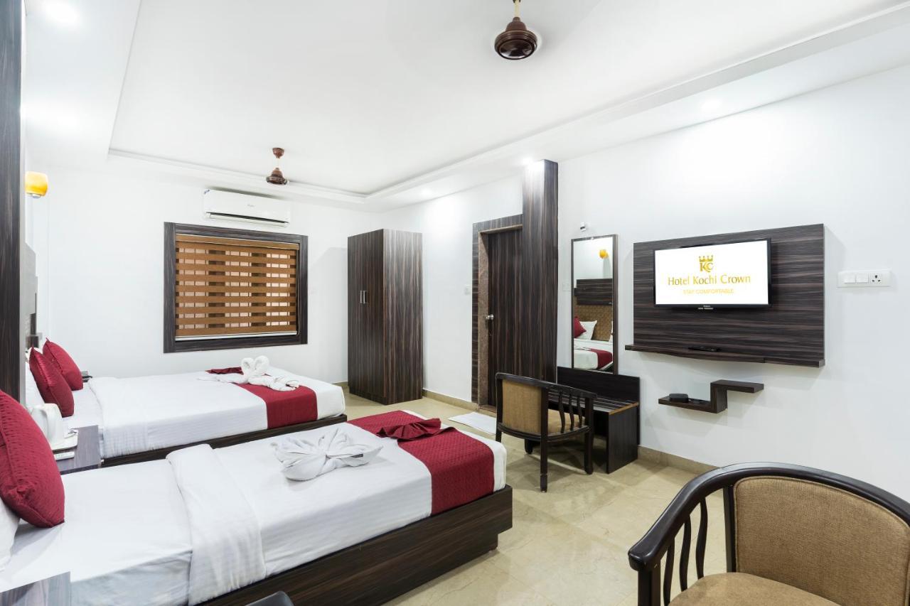 โรงแรมโกจิ คราวน์ Kochi ภายนอก รูปภาพ