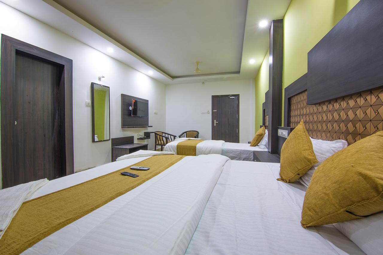 โรงแรมโกจิ คราวน์ Kochi ภายนอก รูปภาพ