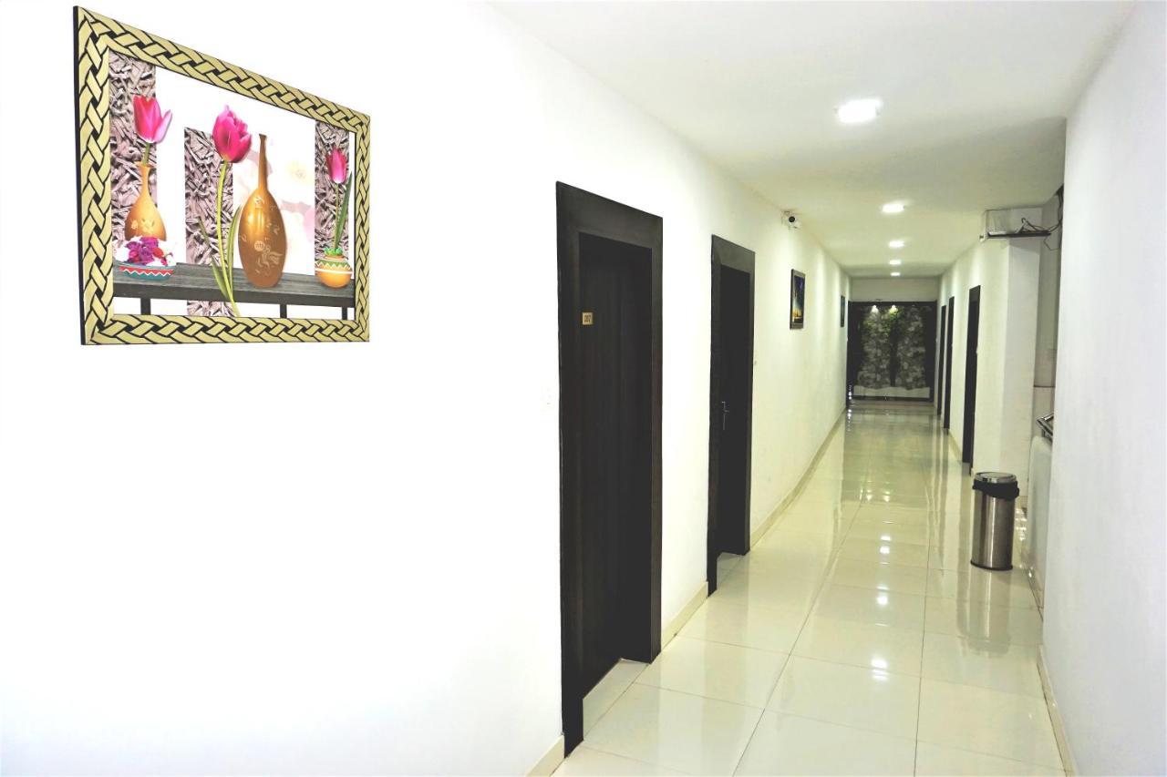 โรงแรมโกจิ คราวน์ Kochi ภายนอก รูปภาพ